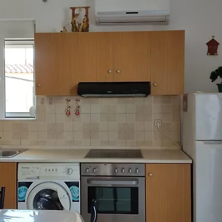 Antonios Apartament *